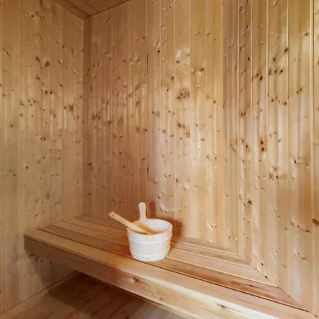 Bv300-blavand-staehrsvej-3 * Blavand