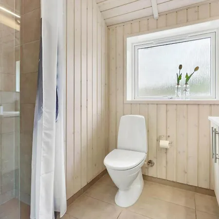 Bv300-blavand-staehrsvej-3 * Blavand