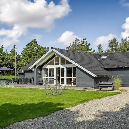Bv300-blavand-staehrsvej-3 Semesterbostad