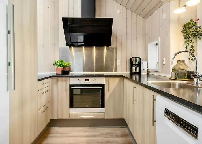 Bv300-blavand-staehrsvej-3 Holiday home *