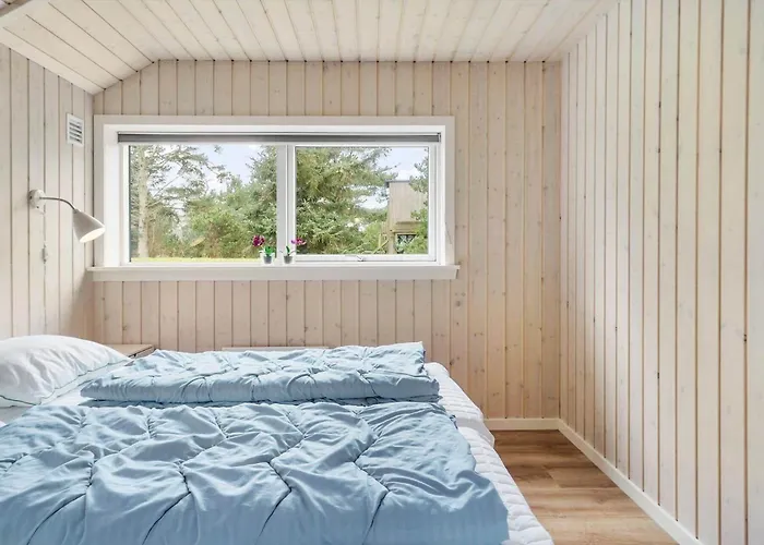 Bv300-blavand-staehrsvej-3 * Blavand